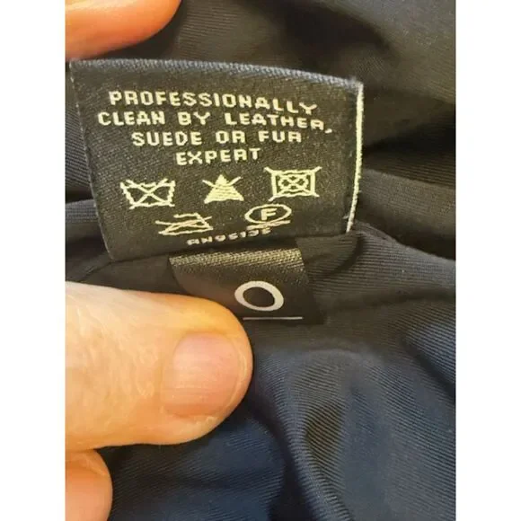 Lafayette 148 NY Black Sheath Dress Real Leather Stripe Detail Size 8 Cocktail - Picture 7 of 9